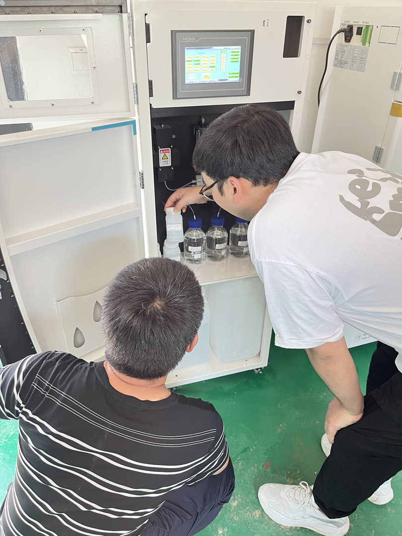 更換水質(zhì)在線監(jiān)測設備耗材